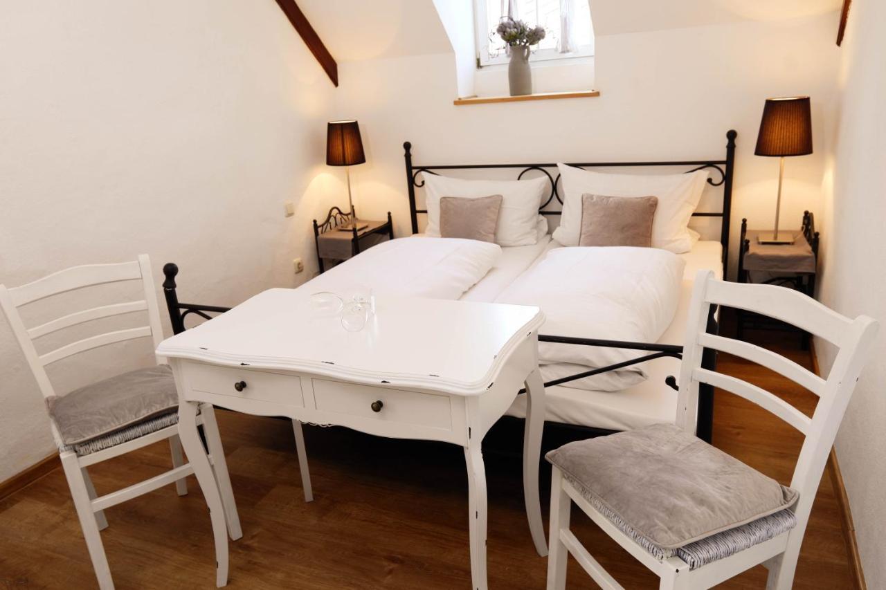 Hotel Klostermuehle Siebenborn Maring-Noviand Kültér fotó